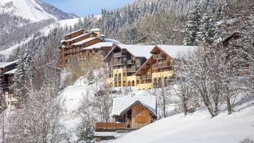 Ski