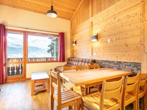 Flat-screen TV - Vacancéole - Résidence Le Sappey (La Léchère)