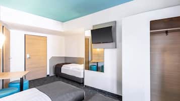 Allergikerbettwaren, Schreibtisch, schallisolierte Zimmer