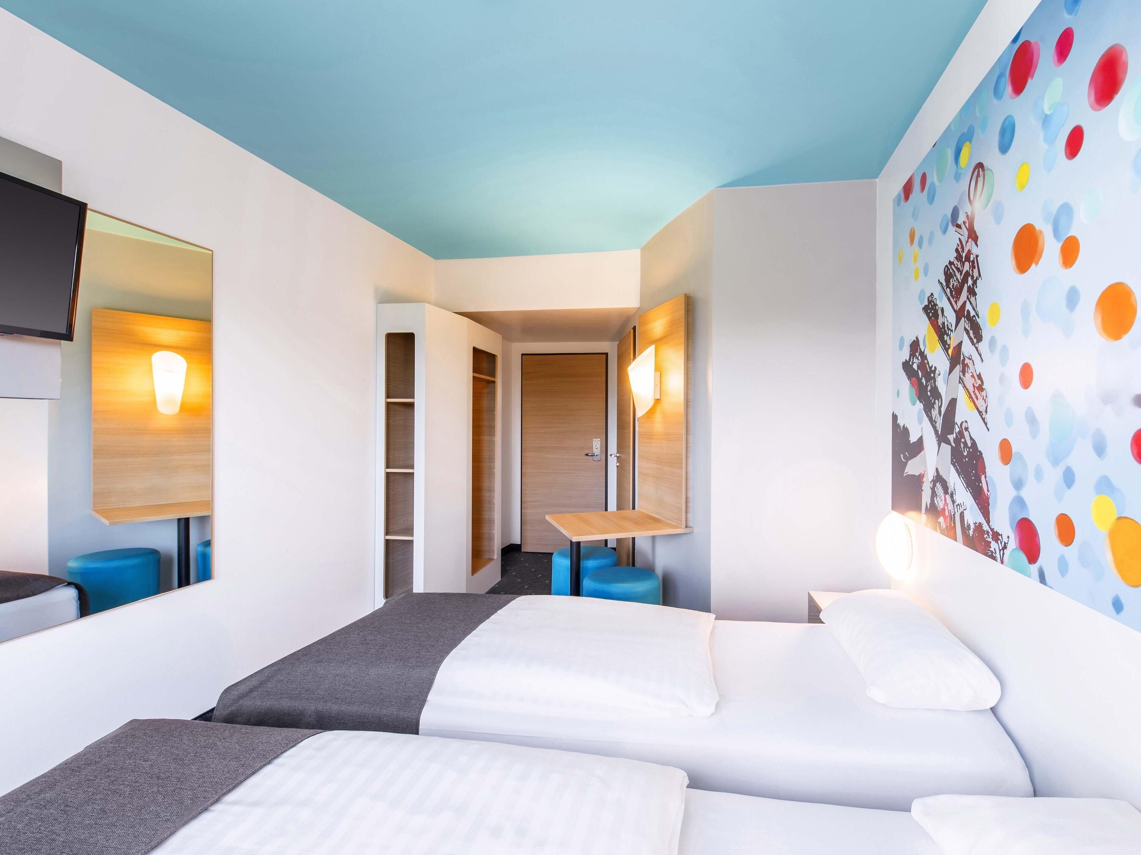 Twin Room | Hypo-allergenic bedding, desk, soundproofing, free WiFi