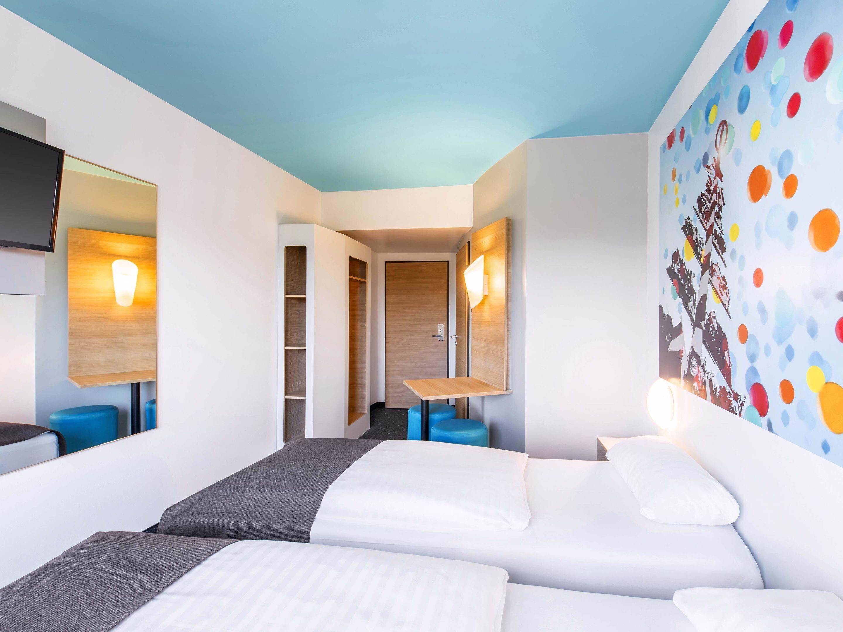 Twin Room | Hypo-allergenic bedding, desk, soundproofing, free WiFi