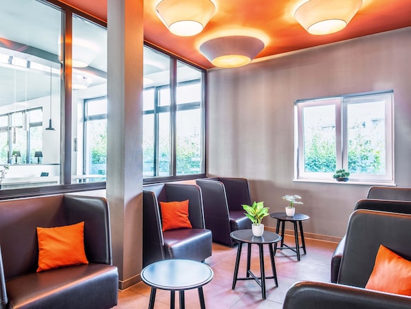 Lobby - B&B Hotel München City-Ost (Munich)