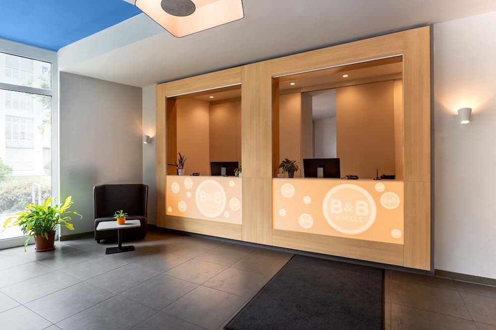 B&B HOTEL Stuttgart-Airport/Messe
