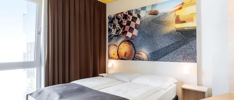 Double Room | Desk, soundproofing, free WiFi, bed sheets