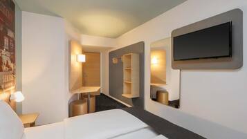 Literie hypoallergénique, bureau, chambres insonorisées, Wi-Fi gratuit