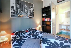 3 chambres, fer et planche à repasser, Wi-Fi gratuit, draps fournis