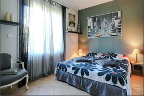 3 chambres, fer et planche Ă repasser, Wi-Fi gratuit, draps fournis