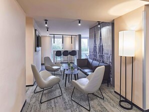 Lobby - B&B Hotel Köln-West (Cologne)