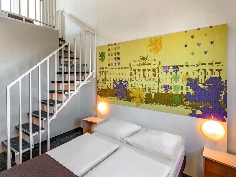 Quadruple Room | Hypo-allergenic bedding, desk, soundproofing, free WiFi