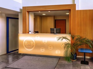 Hypo-allergenic bedding, desk, soundproofing, free WiFi