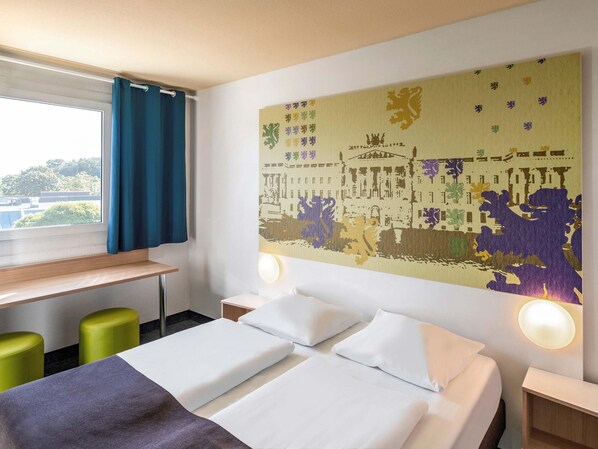 Double Room | Hypo-allergenic bedding, desk, soundproofing, free WiFi - B&B Hotel Braunschweig-Nord (Braunschweig)