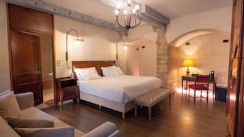 ميني بار وبديكورات فريدة لكل غرفة وطراز فريد لكل وحدة