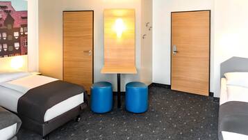 Allergikerbettwaren, Schreibtisch, kostenloses WLAN, BettwÀsche