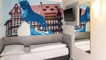 1 Schlafzimmer, Allergikerbettwaren, Schreibtisch, kostenloses WLAN