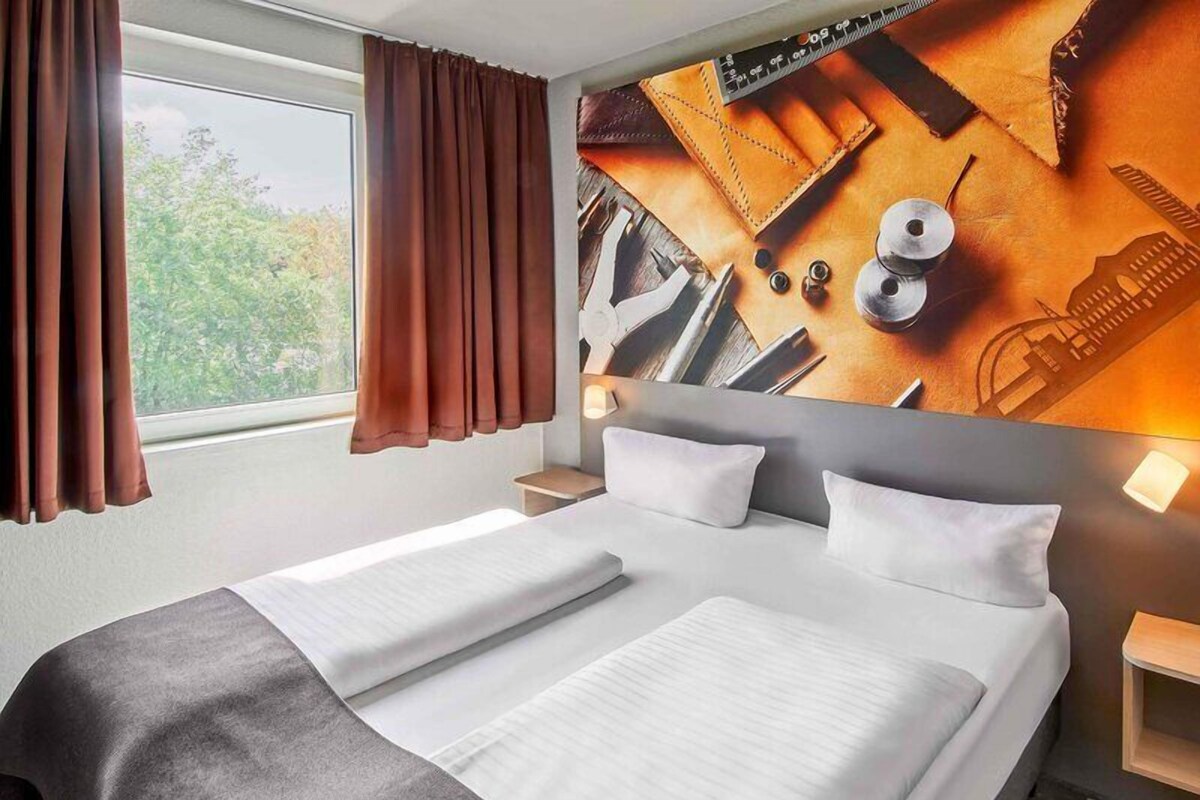 Double Room | Hypo-allergenic bedding, desk, soundproofing, free WiFi