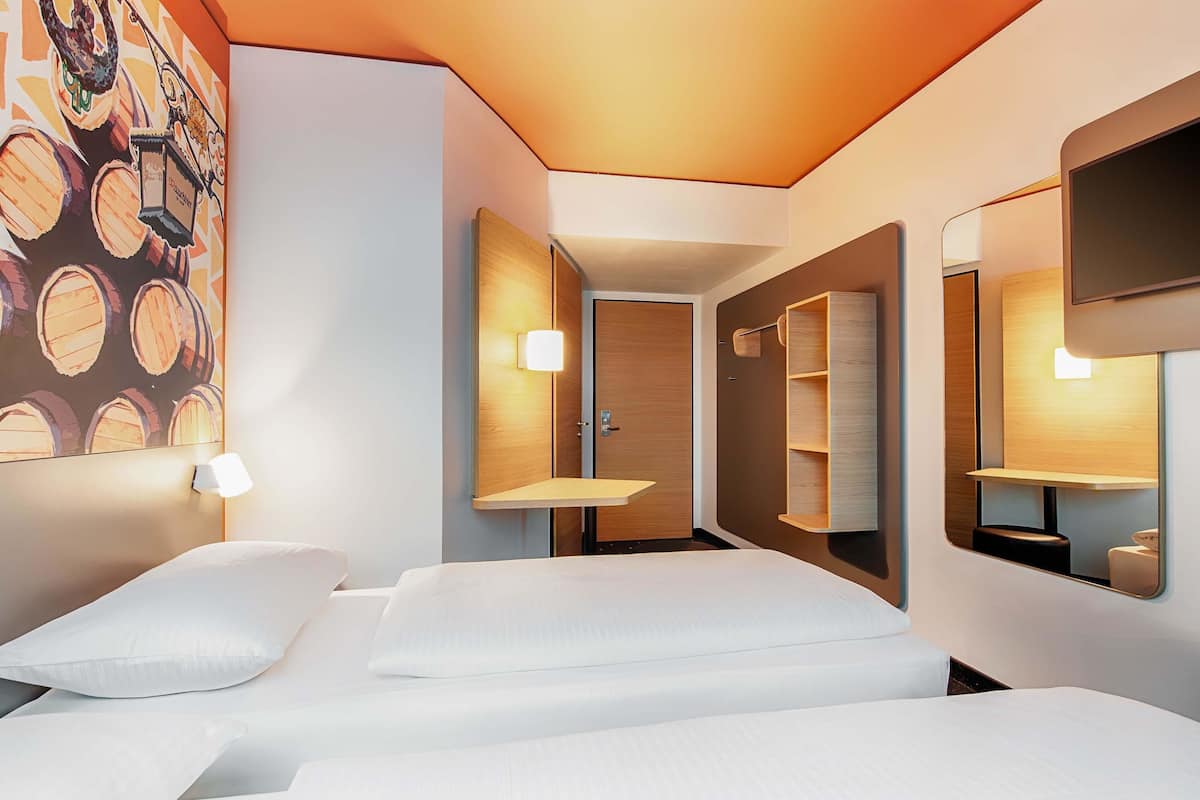 Tomannsrom | Skrivebord, lydisolert, wi-fi (inkludert) og sengetøy