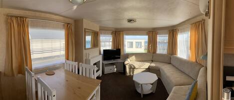 Chalet, Multiple Beds | Living room