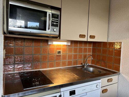 Appartement Montgenèvre 6 pers, skis aux pieds, animaux acceptés, parking