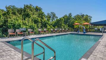 Outdoor pool, pool umbrellas, sun loungers