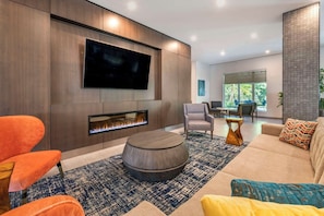 Lobby - Cambria Hotel Orlando Airport (Orlando)