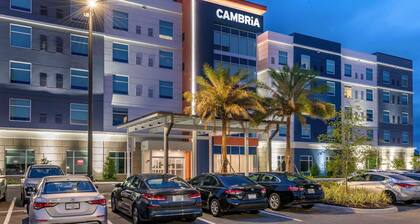Cambria Hotel Orlando Airport
