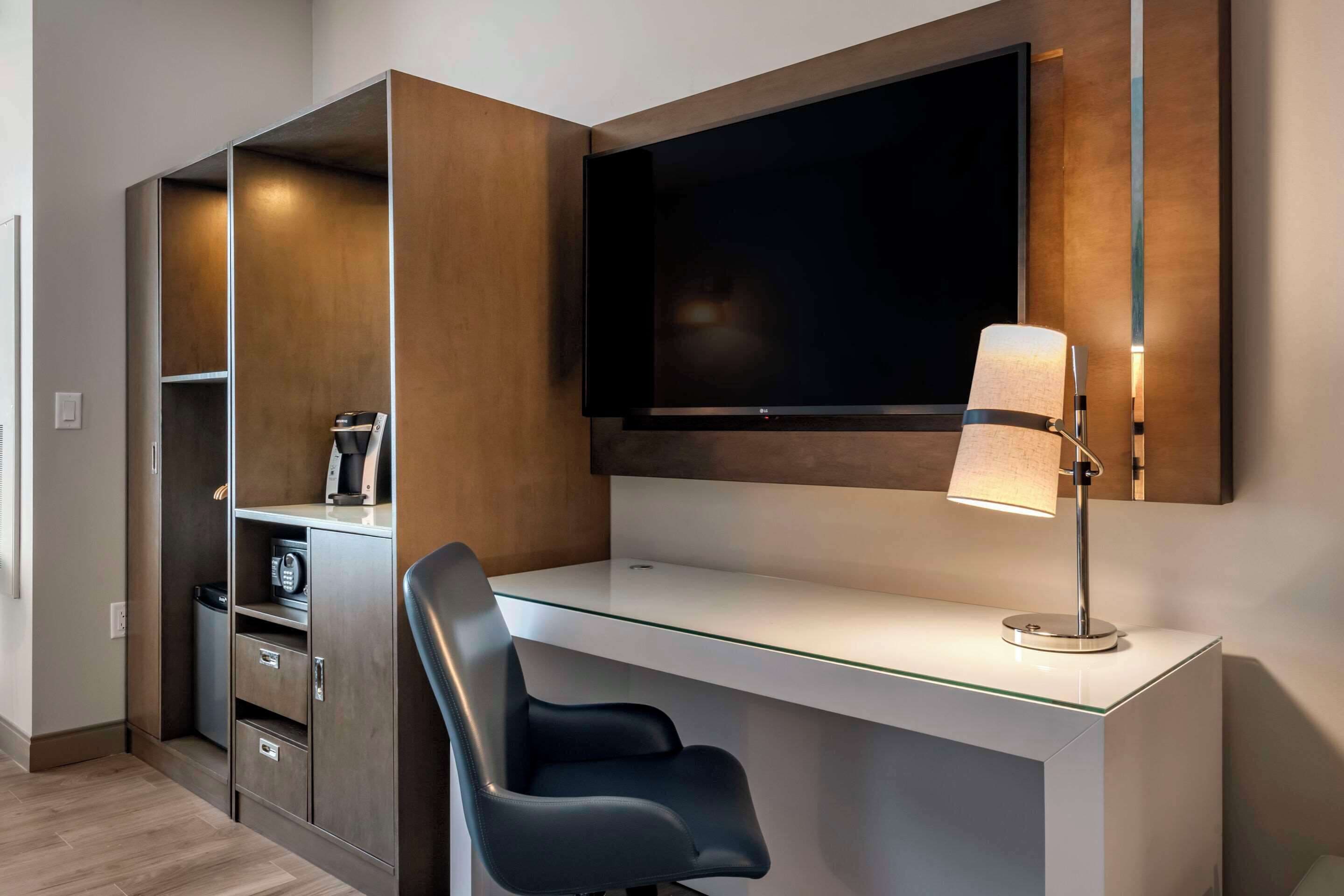 1 bedroom, individually furnished, desk, laptop workspace