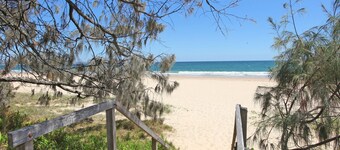 Windmill 4 - Two Bedroom Beachside Apartment on Parkyn Parade!