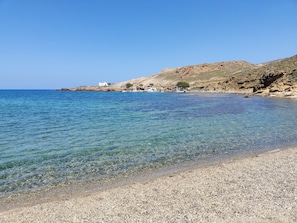 Beach nearby, beach umbrellas, beach towels, beach massages - Mykonos Residence Villas & Suites (Mykonos)