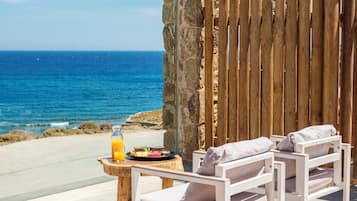 Club villa, privézwembad, uitzicht op zee | Lakens van Egyptisch katoen, luxe beddengoed, donzen dekbedden