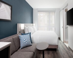 Room, 1 King Bed, Accessible (Roll-In Shower) - Hyatt Place New York / Chelsea (New York)