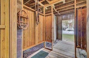 Interior - 13 57th Avenue by AvantStay | Rooftop, Decks + Pool! (Isle of Palms)