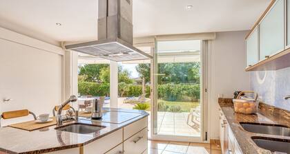 Villa de vacances "Casa Suca" avec jardin, piscine, terrasses et WiFi ; parking disponible.