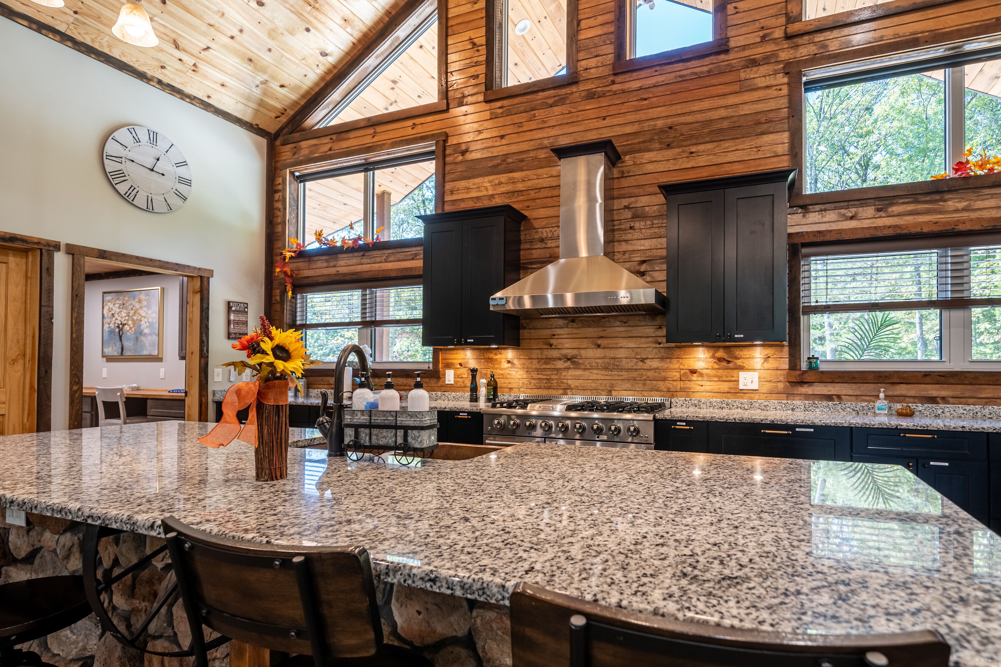 雪櫃、微波爐、焗爐、爐具