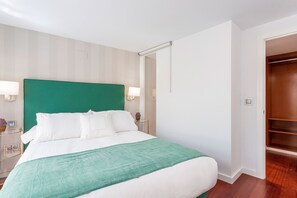 2 bedrooms, individually decorated, individually furnished - Genteel Home Plaza Nueva II (Seville)