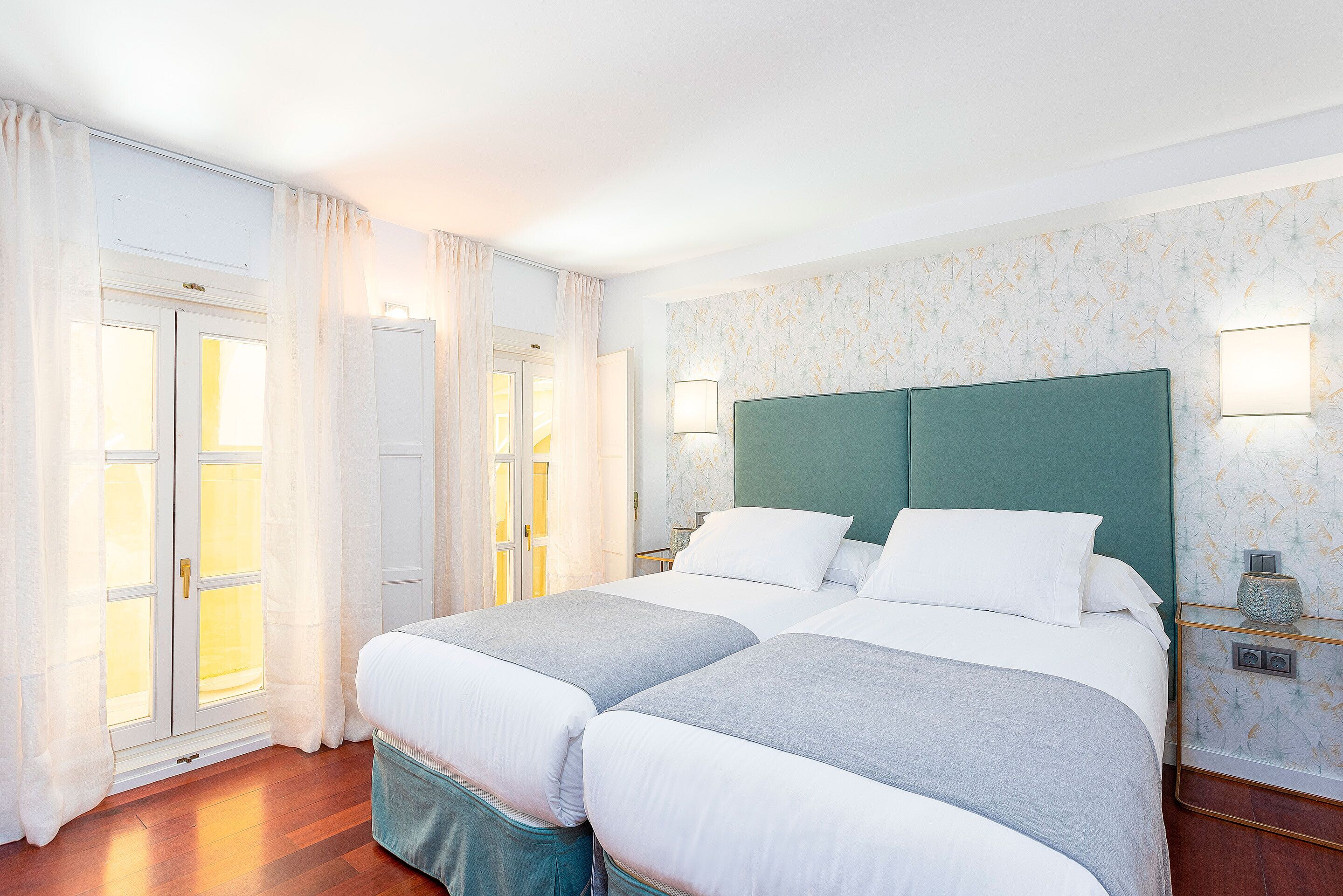 公寓 (2 Bedrooms) | 2 多间卧室、特色装修、特色家居、熨斗/熨衣板
