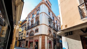 Apartamento (2 Bedrooms) | Fachada