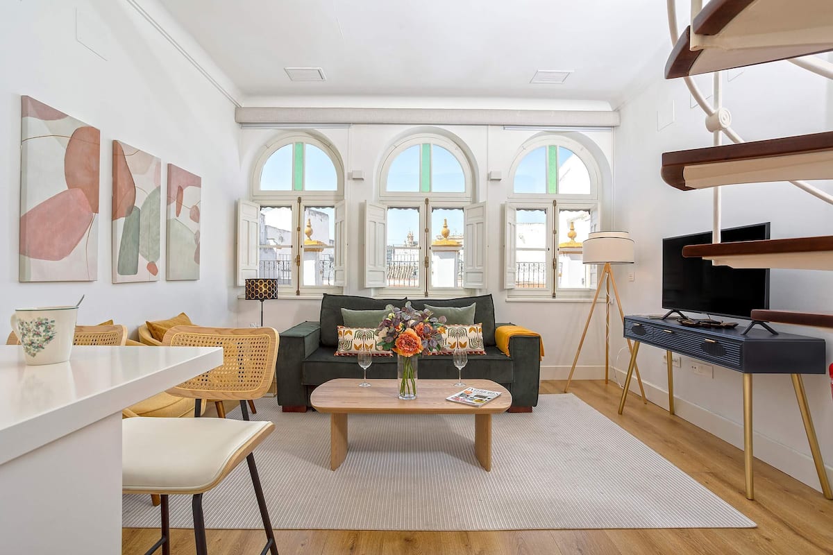 Apartment (1 Bedroom) | Living area | TV