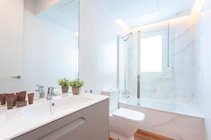 Huoneisto (2 Bedrooms) | Sisätilat