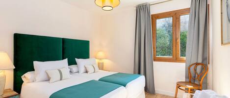 Casa (4 Bedrooms) | 4 dormitorios, wifi gratis, ropa de cama