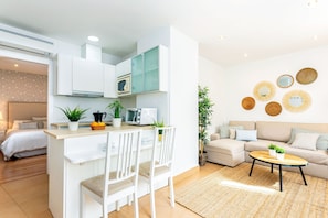 Apartment (1 Bedroom) | Interior