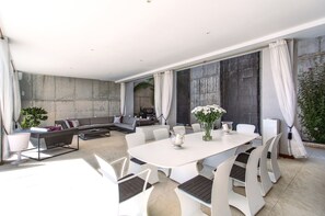 Dining - Modern, spacious and contemporary villa with private pool and breathtaking views (El Tossal)