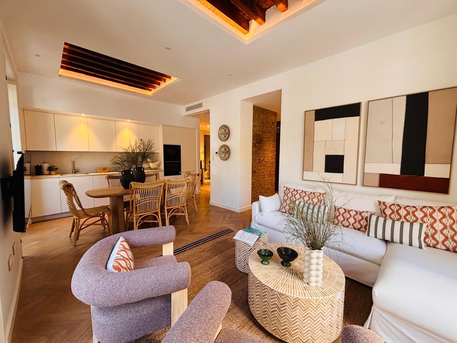 Apartment (3 Bedrooms) | Front of property