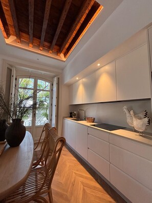 Apartment (3 Bedrooms) | Private kitchen