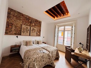 Apartment (3 Bedrooms)