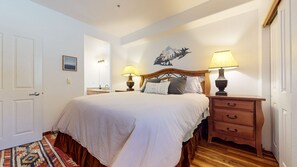 Condo, 2 phòng ngủ | 2 phòng ngủ, truy cập Internet không dây miễn phí, bộ trải giường 