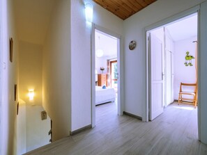 4 camere, ferro/asse da stiro, culla da viaggio, Wi-Fi gratuito