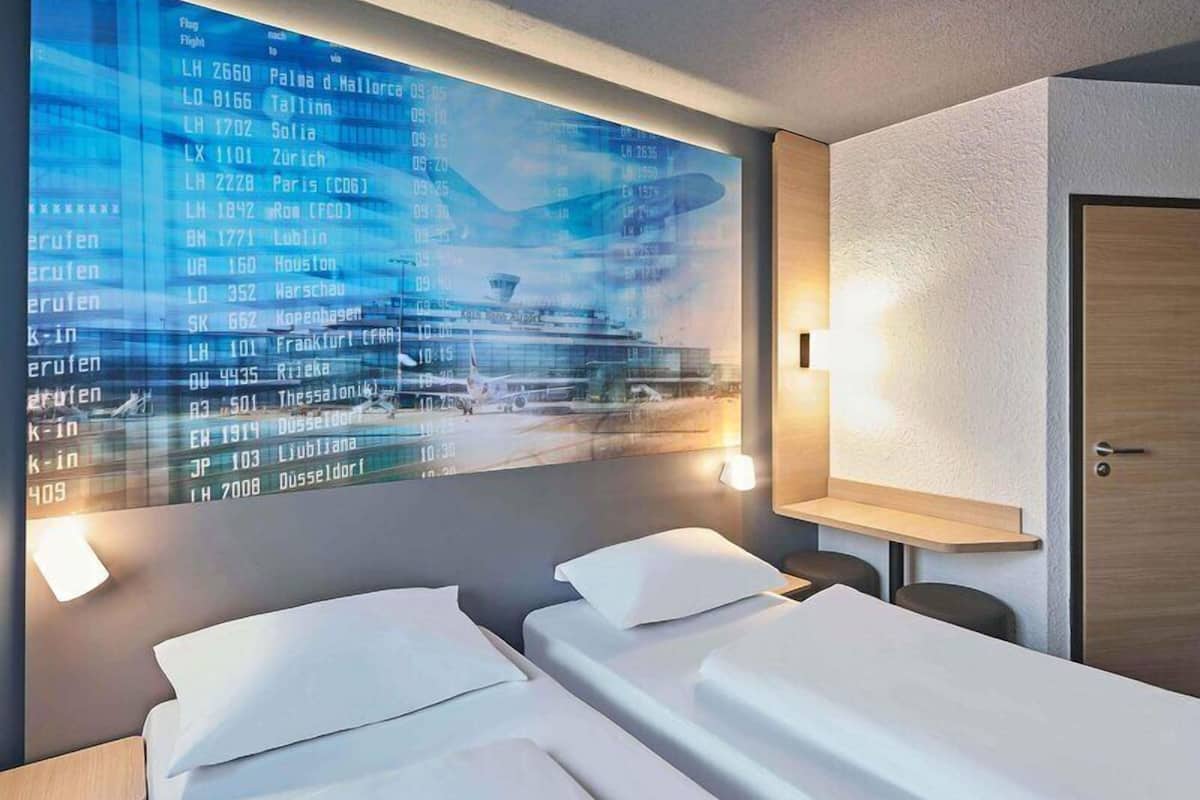 Bureau, chambres insonorisées, Wi-Fi gratuit, draps fournis
