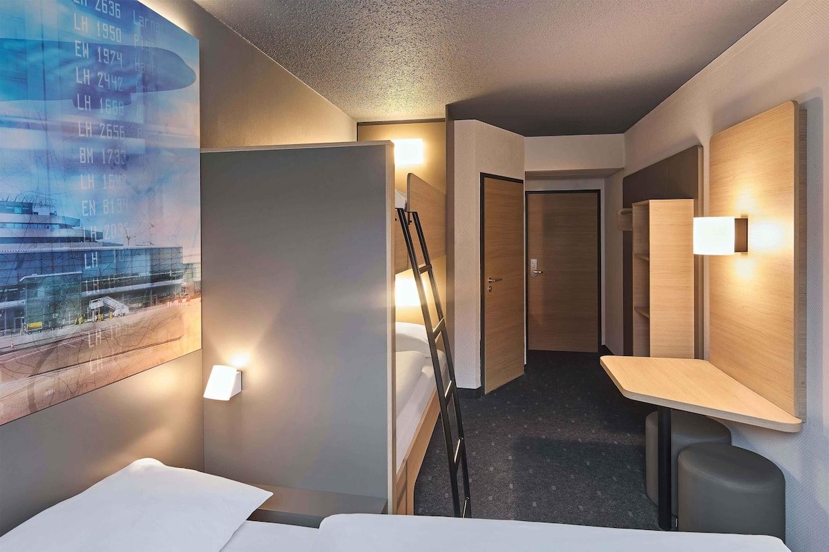 Bureau, chambres insonorisées, Wi-Fi gratuit, draps fournis