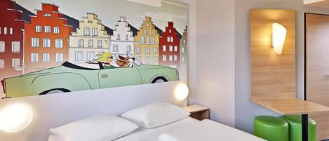 書桌、隔音、免費 Wi-Fi、床單