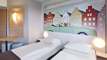 Bureau, chambres insonorisées, Wi-Fi gratuit, draps fournis